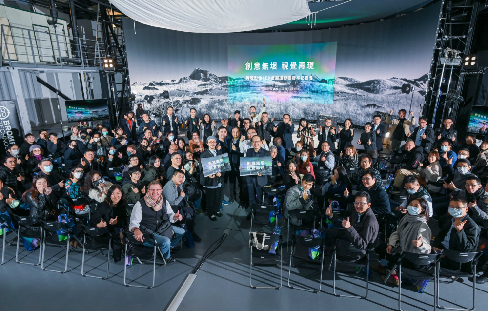 再现影像LED虚拟制作摄影棚整合拍摄场景、内容制作、技术指导到设备租借一站式服务，可望提升LED虚拟制作的影视效能，进而产出更多高质量细致作品
