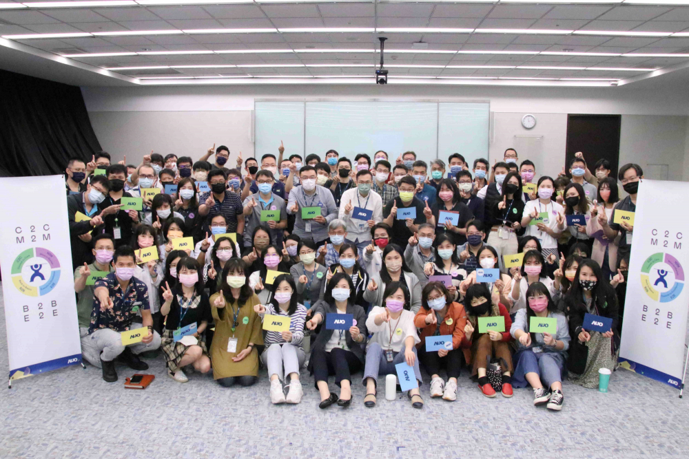 友達提供全球及集團輪調機會，支持同仁持續進修學習，致力為專業人才打造友善多元的職場環境