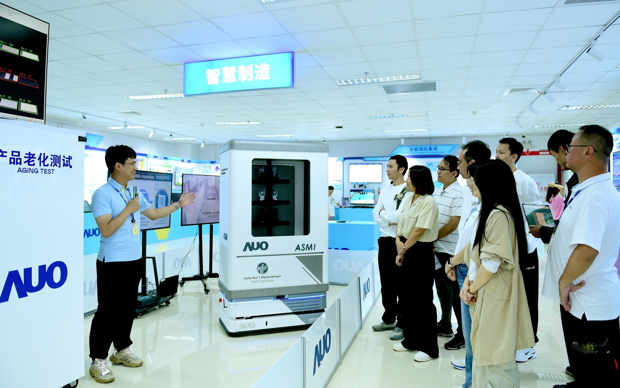 beats365厦门将5G+ABC技术串联生产管理全流程，打通研发、采购、生管、制程、设备、质量等产品全生命周期制造流程，完成数字化设计、智慧供应链、智能座舱、全流程设备管理、数据驱动优化、智慧在线检测、智慧品管等自适应生产模式升级