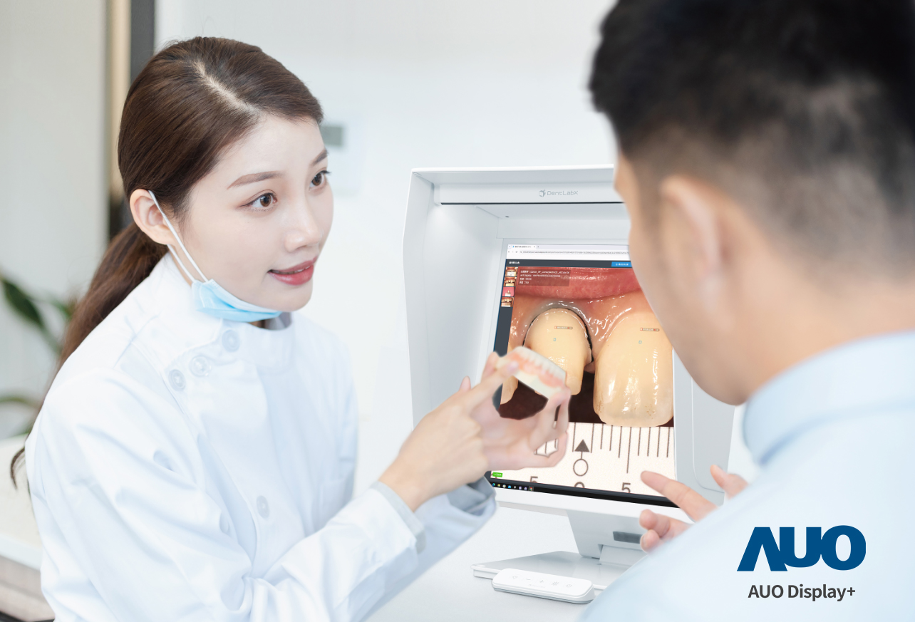 達擎積極投入牙科領域，瞄準牙技所數位轉型趨勢，與成軍滿周年的子公司原色口腔數位，展現智慧牙技整合方案的落地成果，加速推動牙科與假牙製作流程數位化