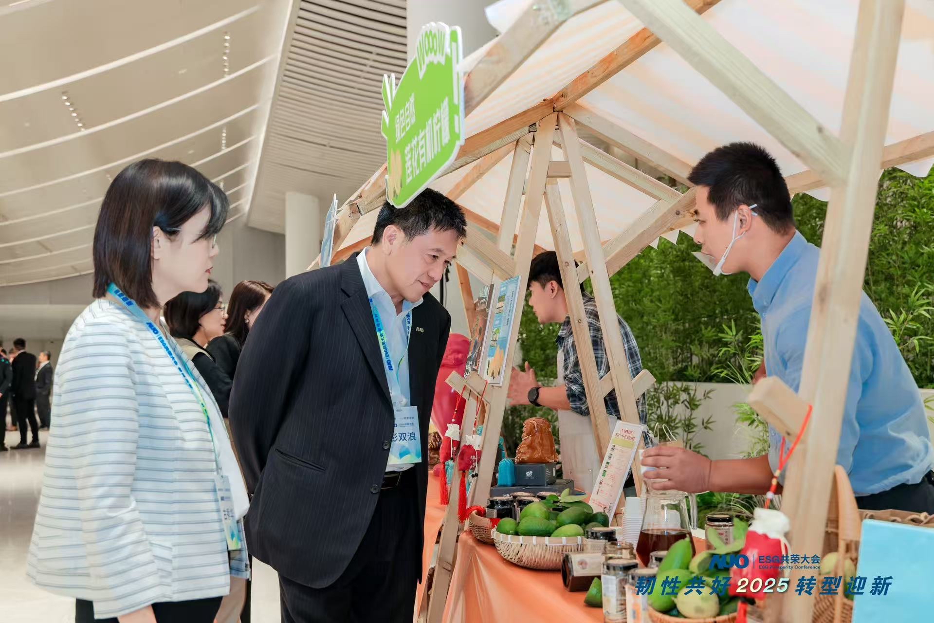 beats365大会设置ESG互动展区，携手ADT、华展工业等供应链伙伴与社会企业，集中呈现绿色产品、循环成果与社区共融实践，通过可观可感的沉浸式体验，构建从技术到文化的立体永续价值链，获得与会嘉宾广泛好评。